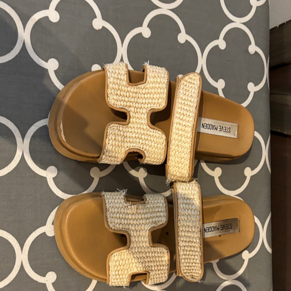 Steve Madden Mayven Beige and Brown Sandals